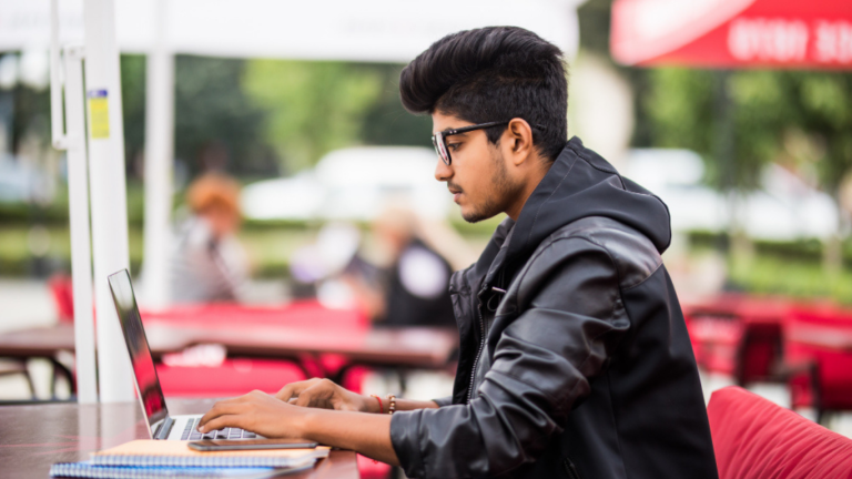 DY Patil Online University
