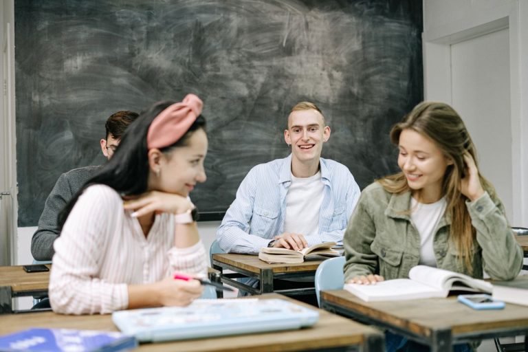 Why To Choose The Right IGCSE School For A Strong Academic Future